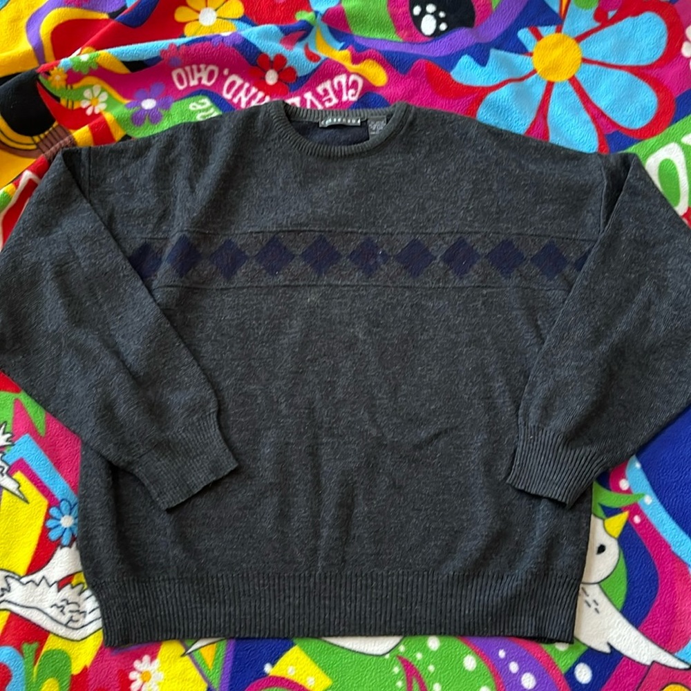 Consensus men’s gray sweater XL